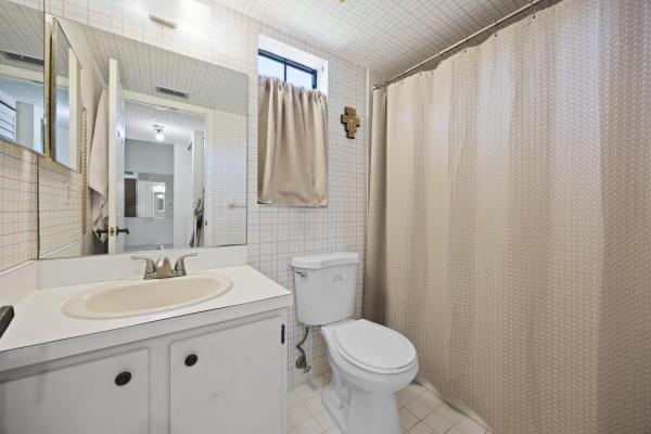 Lake Windwood, 2600 Greenwood Ter #201, Boca Raton, Florida 33431, image 1