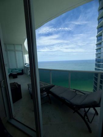 Tdr Tower 3, 15811 Collins Ave #4307, Sunny Isles Beach, Florida 33160, image 1
