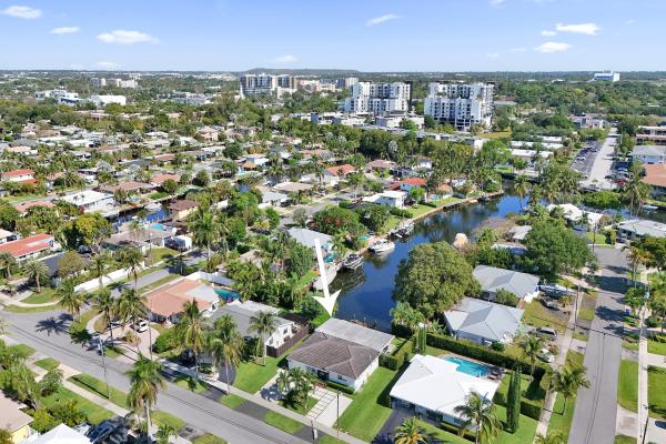 Garden Isles, 381 SE 3rd St, Pompano Beach, Florida 33060, image 3