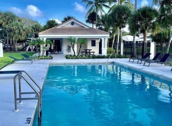 Delray Lakes, 1105 Anchor Pt, Delray Beach, Florida 33444, image 3