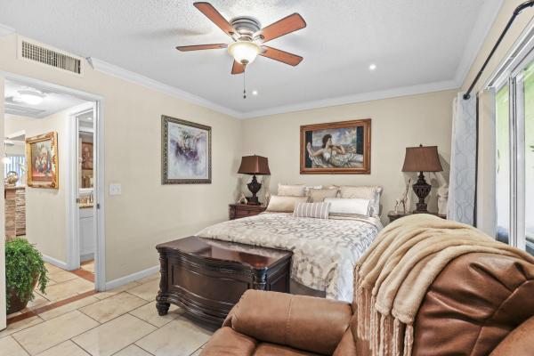 Regal Palms, 3100 Springdale Blvd #308, Palm Springs, Florida 33461, image 2