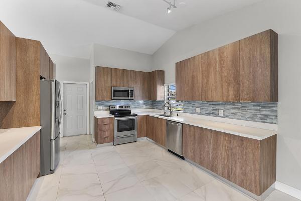 Wood Lake, 11461 NW 39th St, Coral Springs, Florida 33065, image 2