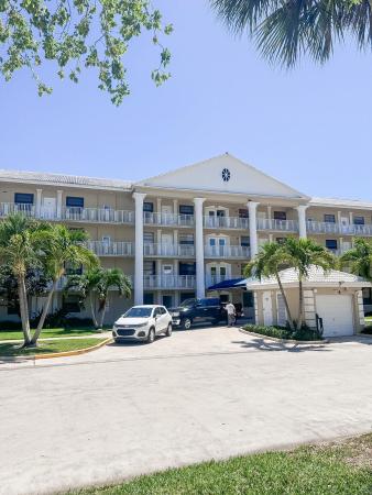 Whitehall Village, 3511 Village Blvd #401, West Palm Beach, Florida 33409, image 1