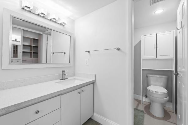 Whitehall 2 Of Pine Island Ridge, 1709 Whitehall Dr #203, Davie, Florida 33324, image 1