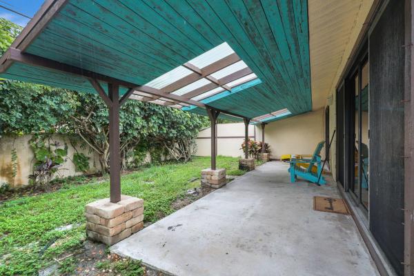 Town Oaks, 1003 Raintree Ln, Palm Beach Gardens, Florida 33410, image 3