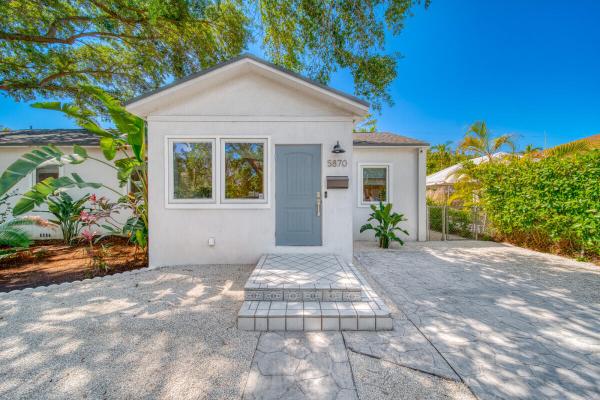 5870 SW 46th Ter, Unincorporated Dade County, Florida 33155, image 2