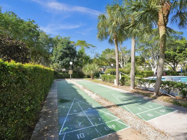 Palm-Aire Country Club 9, 823 Cypress Blvd #201, Pompano Beach, Florida 33069, image 2