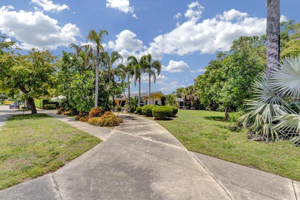 Lake Ida Gardens, 501 NW 11th St, Delray Beach, Florida 33444, image 2