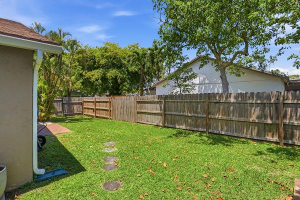 Counterpoint Estates, 1392 Thornridge Ln, Royal Palm Beach, Florida 33411, image 1
