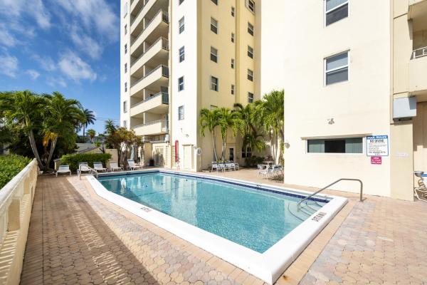 Victoria Park Tower, 900 NE 18th Ave #409, Fort Lauderdale, Florida 33304, image 1