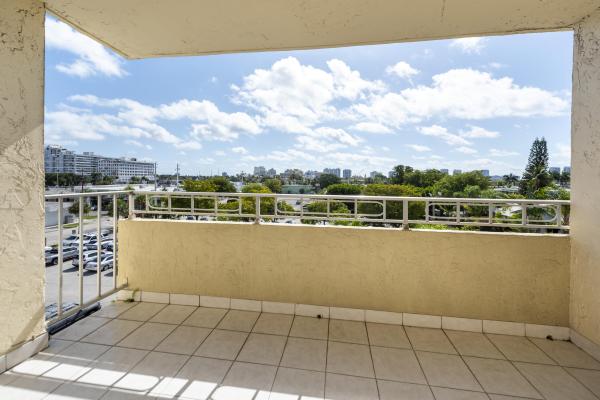 Victoria Park Tower, 900 NE 18th Ave #409, Fort Lauderdale, Florida 33304, image 1