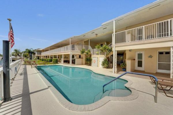 Lafayette Arms, 2866 NE 30th St #9, Fort Lauderdale, Florida 33306, image 1