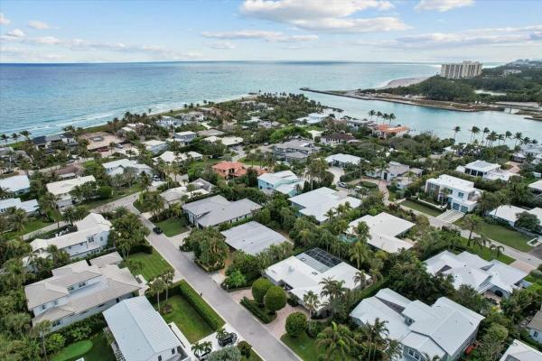 Jupiter Inlet Beach Colony, 232 Cove Pl, Jupiter Inlet Colony, Florida 33469, image 2