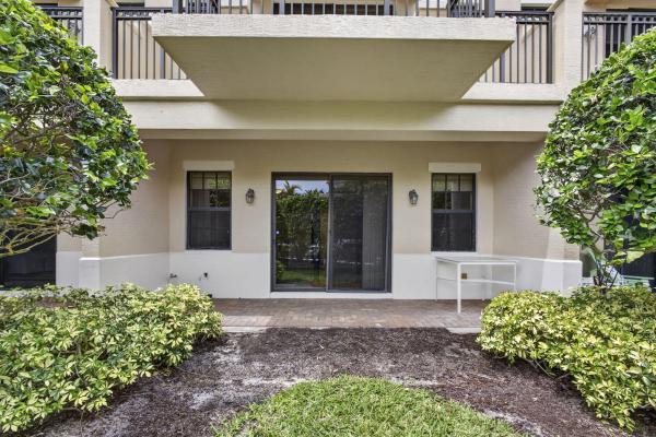 Casa Del Sol Of Tequesta, 803 Del Sol Cir, Tequesta, Florida 33469, image 1