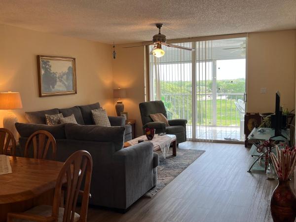 Waters Edge Towers, 4570 NW 18th Ave #606, Deerfield Beach, Florida 33064, image 1