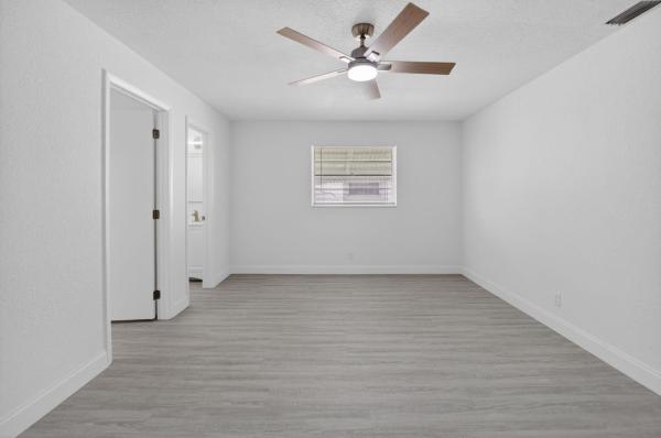 Palm Beach Leisureville, 703 SW 18th St, Boynton Beach, Florida 33426, image 1