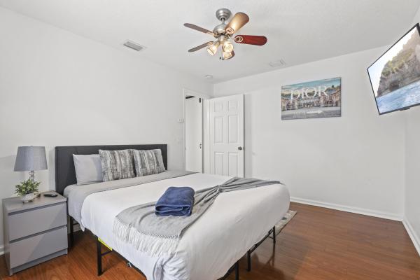 Equestrian Walk Of Greenview Shores 2, 13885 Sheffield St, Wellington, Florida 33414, image 3