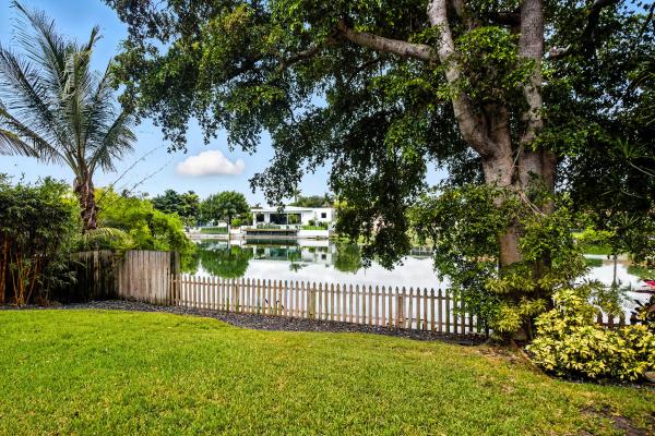 Lauder Gate, 1625 NE 20th Ave, Fort Lauderdale, Florida 33305, image 1