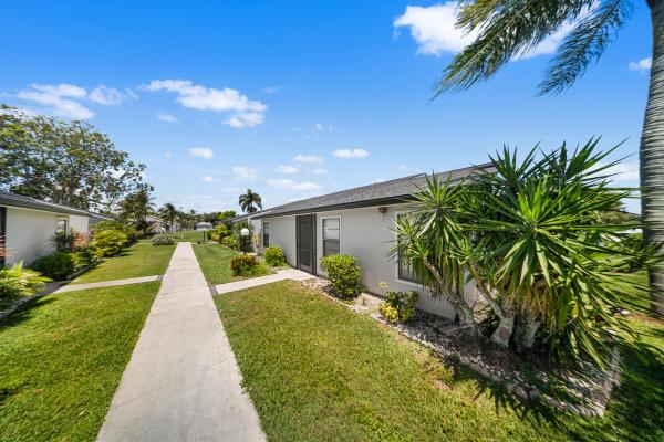 Lakeside Green, 4255 Willow Pond Cir #A, West Palm Beach, Florida 33417, image 2