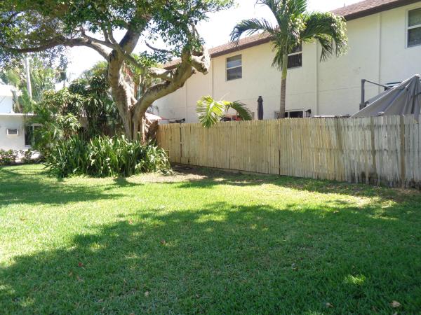 Sherwood Forest, 1917 NE 3rd St #103, Deerfield Beach, Florida 33441, image 3
