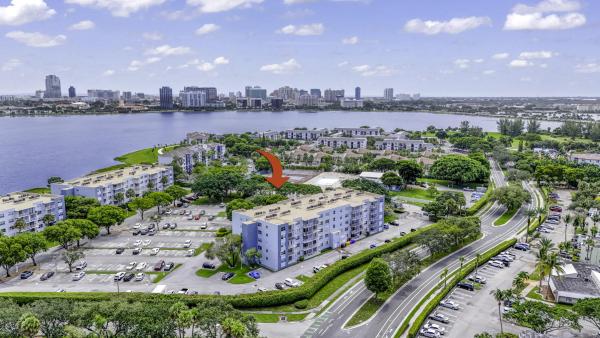 Breakwaters Of The Palm Beaches, 500 Executive Center Dr #3K, West Palm Beach, Florida 33401, image 1