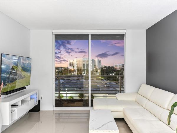 Venture At Aventura East, 18800 NE 29th Ave #704, Aventura, Florida 33180, image 1