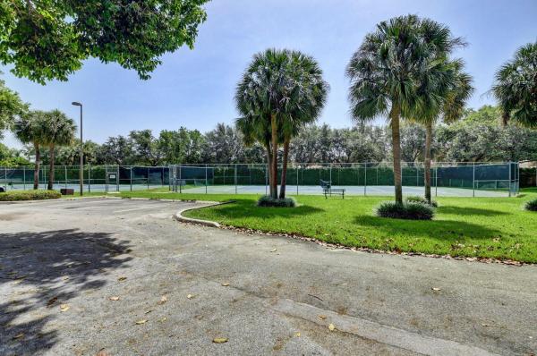 Windwood, 460 Hardwood Pl, Boca Raton, Florida 33431, image 1