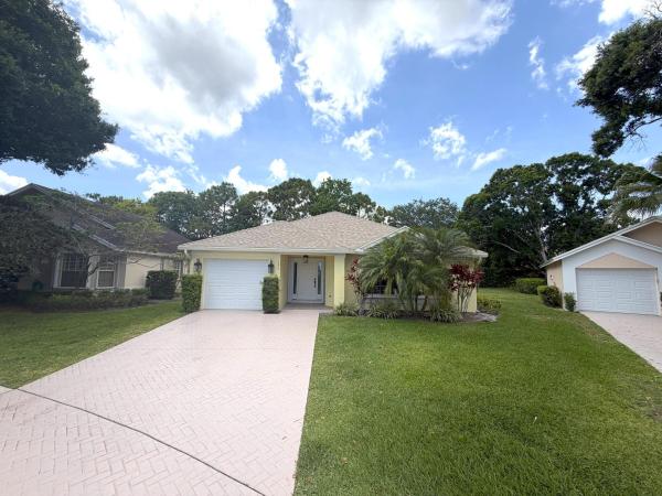 Eagle Ridge At Indian Creek, 226 Moccasin Trl W, Jupiter, Florida 33458, image 2