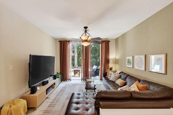 Colony Lake, 4353 Colony View Dr, Lake Worth, Florida 33463, image 3
