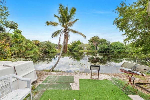 Deer Run Springs, 4295 Coral Springs Dr #3C, Coral Springs, Florida 33065, image 1