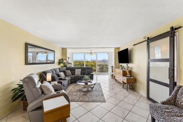 Hillsboro Landings 1, 1631 Riverview Rd #505, Deerfield Beach, Florida 33441, image 2