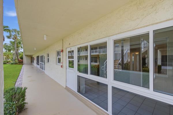 Snug Harbor Gardens, 600 Snug Harbor Dr #A10, Boynton Beach, Florida 33435, image 3