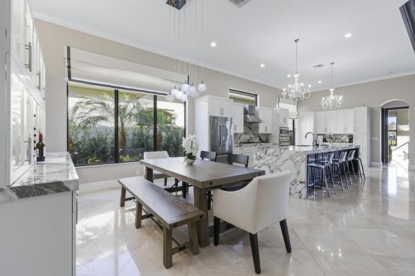 Villa Vizcaya, 345 Vizcaya Dr, Palm Beach Gardens, Florida 33418, image 2