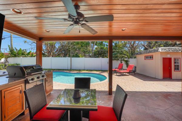 Golfview Harbour, 1066 SW 27th Pl, Boynton Beach, Florida 33426, image 2
