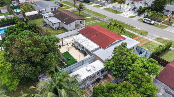 11751 SW 185th Ter, Unincorporated Dade County, Florida 33177, image 2
