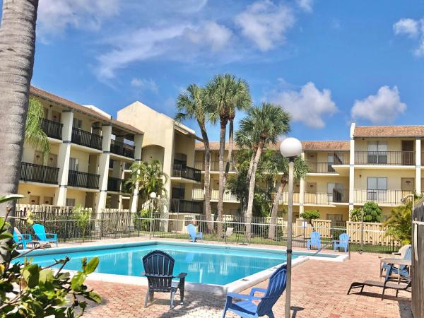 Cross Creek, 1500 N Congress Ave #B29, West Palm Beach, Florida 33401, image 3