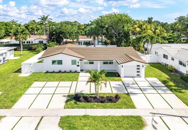 Royal Oaks Hills, 833 SW 5th St, Boca Raton, Florida 33486, image 1