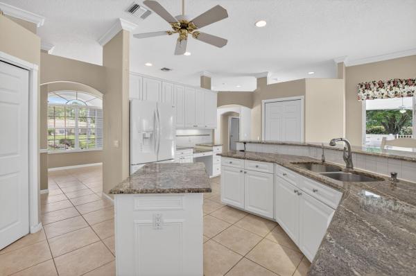 Legend Lake Estates, 9774 Saddle Ct, Lake Worth, Florida 33467, image 2