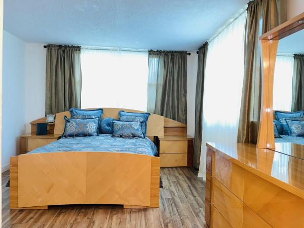 Omega, 7000 NW 17th St #203, Plantation, Florida 33313, image 2