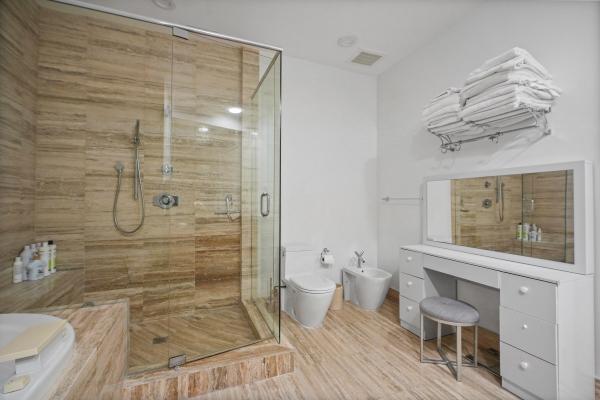 Tdr Tower 2, 15901 Collins Ave #3902, Sunny Isles Beach, Florida 33160, image 2