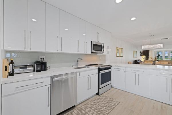 The Pines Of Delray, 1031 Citrus Way #102-D, Delray Beach, Florida 33445, image 1