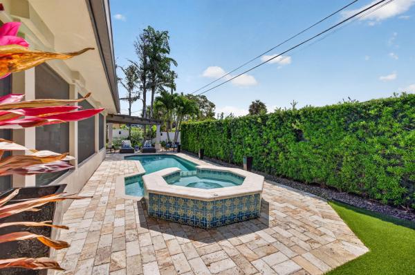 The Cove, 1642 SE 7th St, Deerfield Beach, Florida 33441, image 1