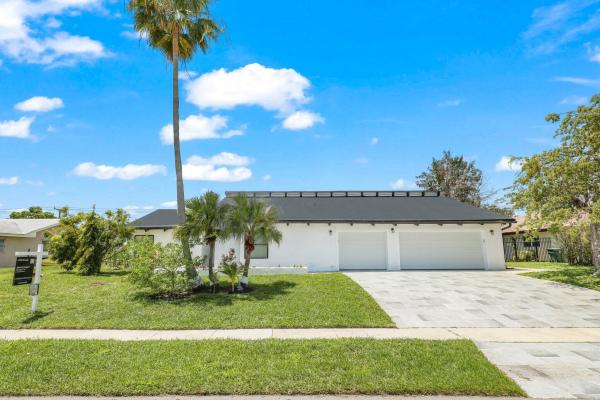 Boca Teeca, 6031 NW 4th Ave, Boca Raton, Florida 33487, image 3