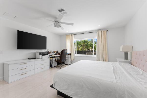 Lake Placid, 2948 NE 35th Ct, Lighthouse Point, Florida 33064, image 1