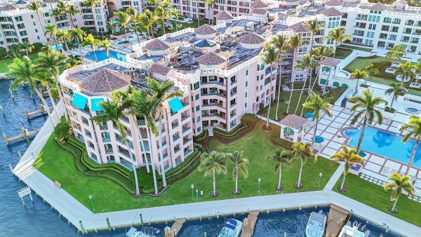 Mizner Court, 100 SE 5th Ave #107, Boca Raton, Florida 33432, image 1