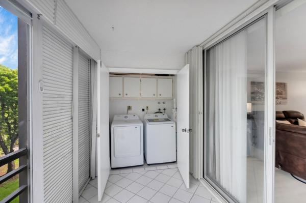 Boca Barwood, 23247 N Barwood Ln Ln #305, Boca Raton, Florida 33428, image 2