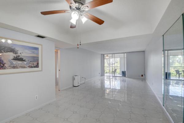 Boca Barwood, 23247 N Barwood Ln Ln #305, Boca Raton, Florida 33428, image 2