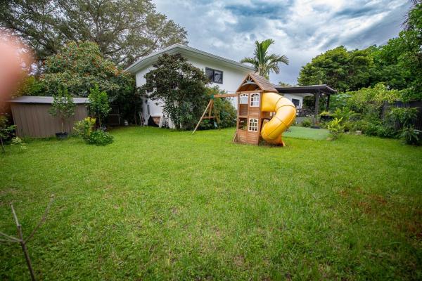 Sky Lake, 18560 NE 20th Ct, North Miami Beach, Florida 33179, image 2