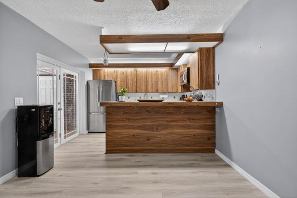 Glenwood Townhomes, 527 5th Ter, Palm Beach Gardens, Florida 33418, image 2