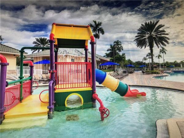 1118 Chinaberry Dr, Weston, Florida 33327, image 1
